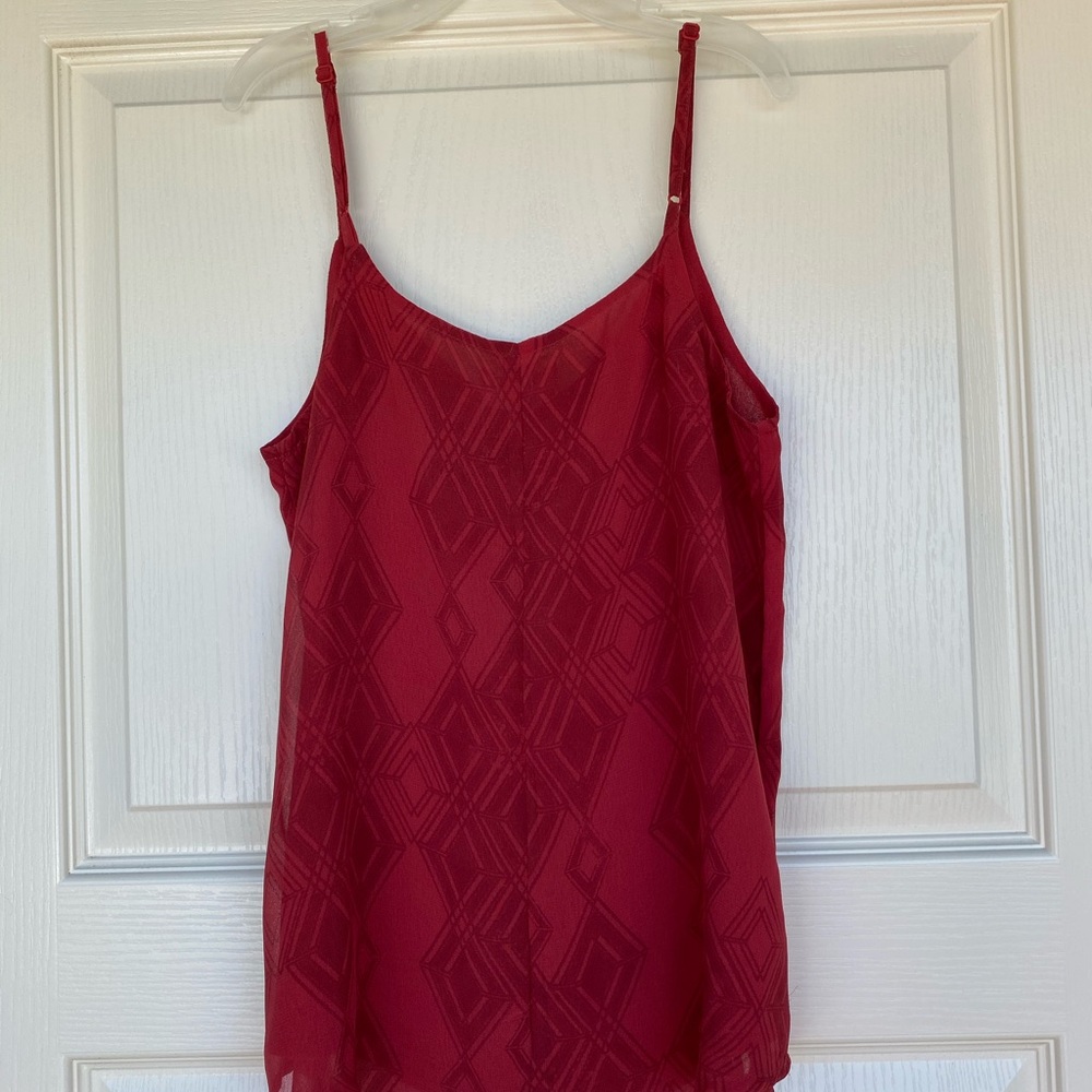 Red Tank - Picture 3 of 3